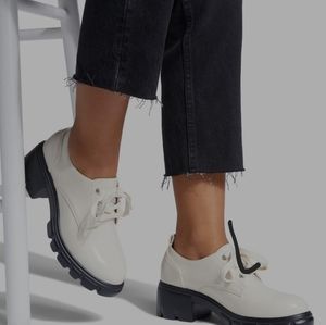 Sofia Lace Up Lug Sole Loafer, Size 8, Black and Cream Color